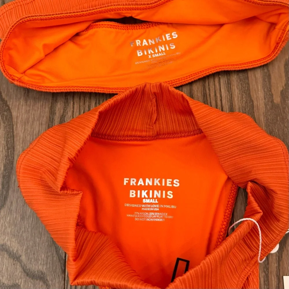 Frankies Bikinis vibrant ribbed